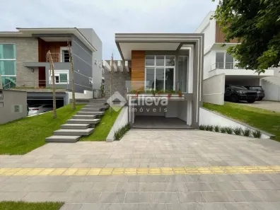 Casa com 3 Quartos à venda, 220m² no São Vicente, Gravataí