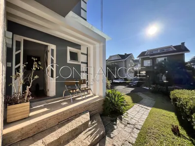 Casa de Condomínio com 4 Quartos à venda, 286m² no São Braz, Curitiba