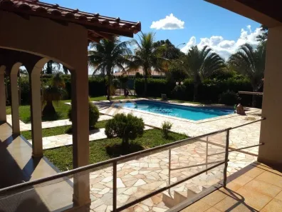Fazenda/Sítio com 3 Quartos à venda, 1400m² no , Jardinópolis