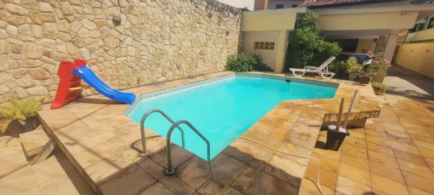 Casa com 4 Quartos à venda, 250m² no Vila Valqueire, Rio de Janeiro
