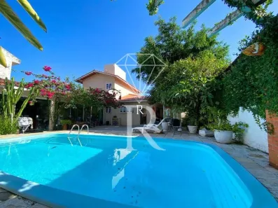 Sobrado com 2 Quartos para alugar, 150m² no Campeche, Florianópolis