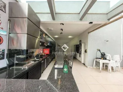Casa de Condomínio com 3 Quartos à venda, 210m² no Jardim Crystal Park, Jacareí