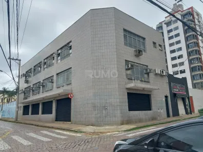 Prédio Comercial com 7 Quartos à venda, 700m² no Centro, Campinas