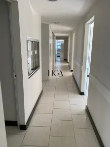 Sala Comercial para alugar, 280m² no Centro Histórico, Porto Alegre