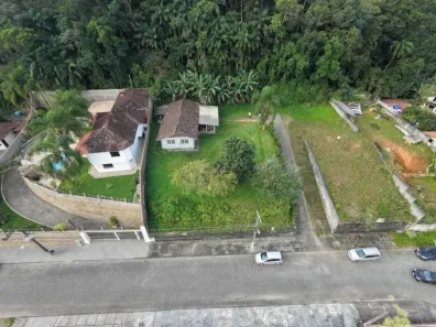 Lote/Terreno à venda, 118m² no Iririú, Joinville