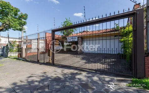 Casa com 3 Quartos à venda, 243m² no Jardim Lindóia, Porto Alegre