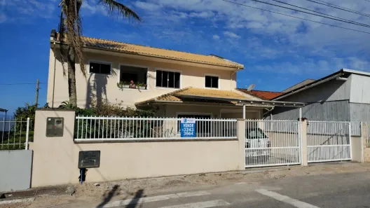 Casa com 4 Quartos à venda, 200m² no São Miguel (Guaporanga), Biguaçu