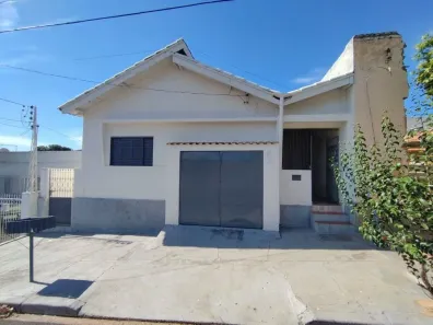 Casa com 2 Quartos à venda, 150m² no Francisco de Abreu Fernandes, Marília