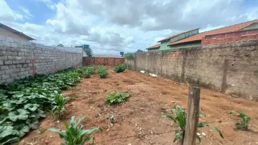 Lote/Terreno à venda, 200m² no Brazlândia, Brasília