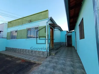 Casa com 3 Quartos à venda, 165m² no Maracanã, Anápolis
