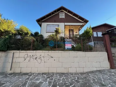 Casa com 3 Quartos à venda, 120m² no São Leopoldo, Caxias do Sul