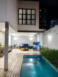 Sobrado com 4 Quartos à venda, 355m² no Vila Maria José, Goiânia