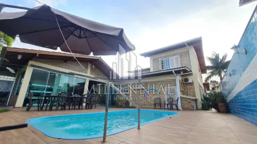 Casa com 4 Quartos à venda, 345m² no Jurerê, Florianópolis