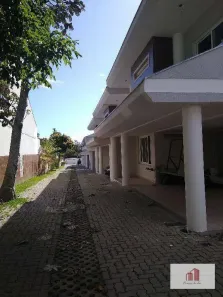Casa de Condomínio com 3 Quartos à venda, 250m² no Pedra Redonda, Porto Alegre