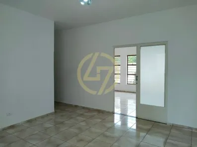 Casa com 3 Quartos à venda, 320m² no Centro, Itapetininga
