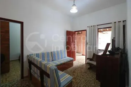 Casa com 2 Quartos à venda, 120m² no Centro, Peruíbe