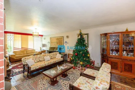 Sobrado com 4 Quartos à venda, 340m² no Jardim das Bandeiras, São Paulo