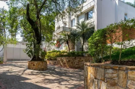 Casa de Condomínio com 4 Quartos à venda, 958m² no Jardim Petrópolis, São Paulo