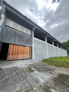 Galpão/Depósito/Armazém para alugar, 1100m² no Potecas, São José