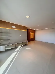 Apartamento com 3 Quartos para alugar, 139m² no Jardim Aclimação, Cuiabá