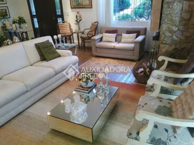 Casa com 3 Quartos à venda, 300m² no Bom Jesus, Porto Alegre