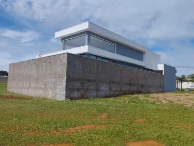 Lote/Terreno à venda, 360m² no Condomínio Residencial Gaudi, Anápolis