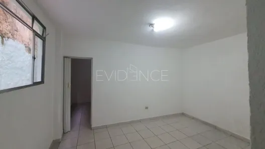 Casa com 2 Quartos para alugar, 50m² no Água Rasa, São Paulo