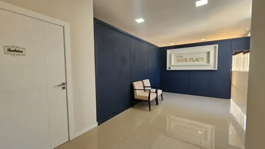 Sala Comercial à venda, 60m² no Meia Praia, Itapema