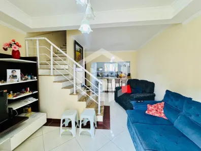 Casa com 2 Quartos à venda, 111m² no Guilhermina, Praia Grande
