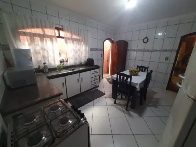 Sobrado com 4 Quartos à venda, 223m² no Vila Suíça, Santo André