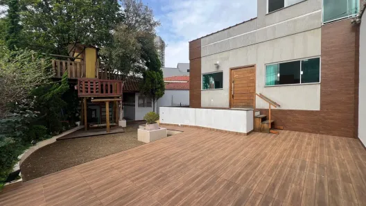 Sobrado com 4 Quartos à venda, 265m² no Jardim Brasília (Zona Leste), São Paulo
