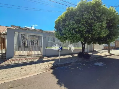 Casa com 3 Quartos à venda, 135m² no Santa Mônica, Londrina
