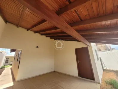 Casa com 3 Quartos à venda, 140m² no Parque Residencial Rita Vieira, Campo Grande