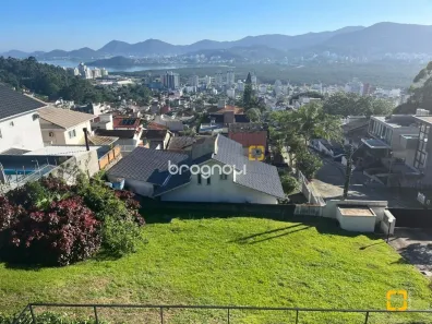 Lote/Terreno à venda, 540m² no Trindade, Florianópolis