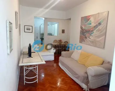 Apartamento com 2 Quartos à venda, 58m² no Leme, Rio de Janeiro