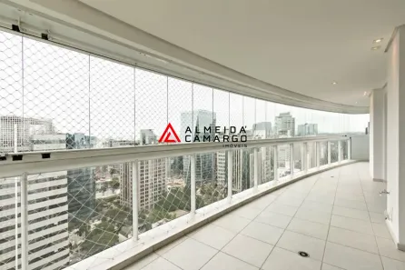 Apartamento com 3 Quartos para alugar, 201m² no Itaim Bibi, São Paulo