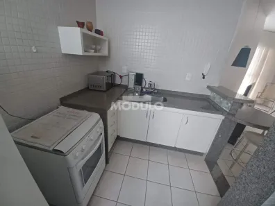 Apartamento com 1 Quarto para alugar, 50m² no Patrimônio, Uberlândia