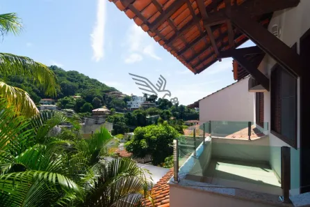 Casa com 4 Quartos à venda, 328m² no Fradinhos, Vitória