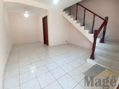 Casa de Condomínio com 2 Quartos para alugar, 70m² no Jardim Las Palmas, Guarujá