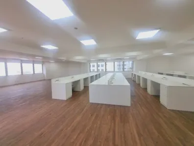 Sala Comercial para venda ou aluguel, 204m² no Cidade Monções, São Paulo