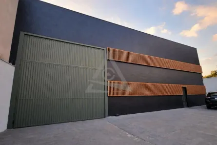 Galpão/Depósito/Armazém para venda ou aluguel, 586m² no Parque Rural Fazenda Santa Cândida, Campinas