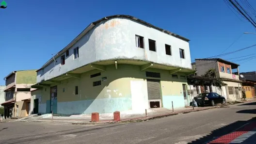 Ponto Comercial à venda, 200m² no Feu Rosa, Serra