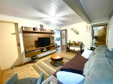 Casa com 3 Quartos à venda, 140m² no Guajuviras, Canoas