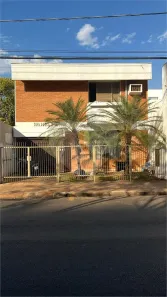 Sobrado com 4 Quartos à venda, 181m² no Centro, Araraquara
