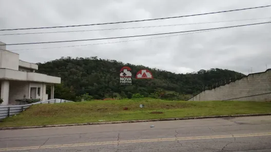 Lote/Terreno à venda, 888m² no Tapanhão, Jambeiro