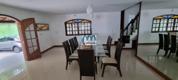 Casa com 4 Quartos à venda, 250m² no Maravista, Niterói