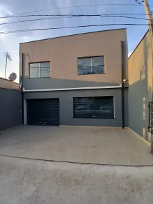 Prédio Residencial para alugar, 150m² no Centro, Salto