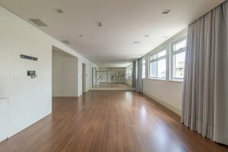 Apartamento com 2 Quartos à venda, 180m² no Cerqueira César, São Paulo