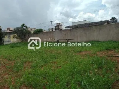 Lote/Terreno à venda, 450m² no Saraiva, Uberlândia
