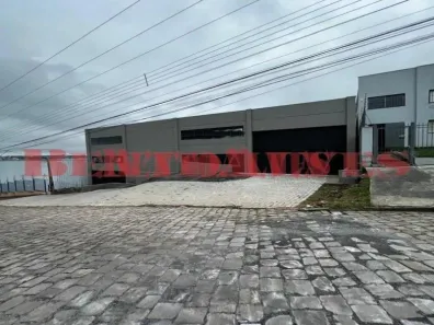 Galpão/Depósito/Armazém para alugar, 1000m² no Cidade Nova, Caxias do Sul